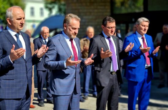 Bakir Izetbegović i dužnosnici SDA u Tešnju