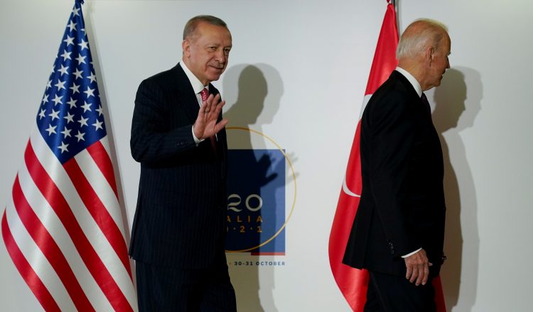 Tayyip Erdogan i Joe Biden