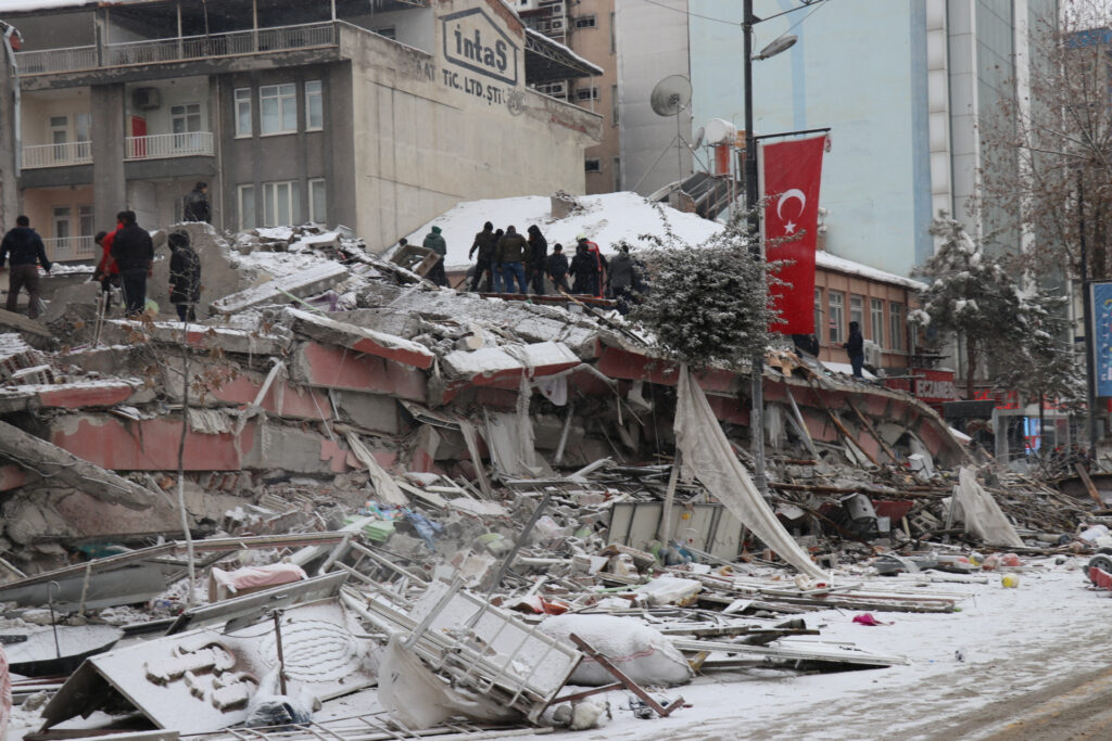 Bosnian trapped under debris in Malatya following devastating