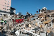 Interview with BiH rescuer in Turkey cut short: Goodbye, I must enter the ruins