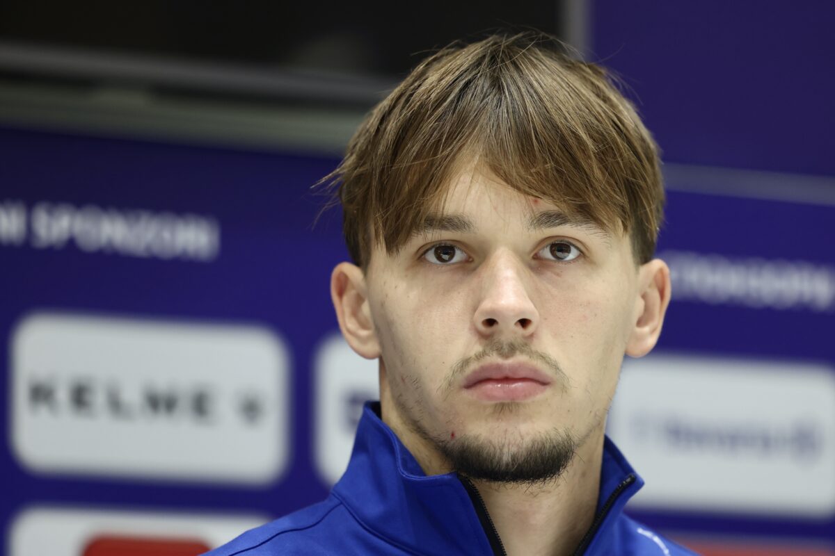 Amar Dedić na putu, sutra potpisuje za francuskog velikana!