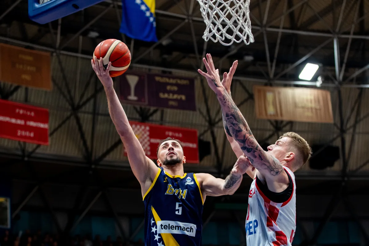 UŽIVO Hrvatska 50-48 BiH: Hrvatska ipak vodi na poluvremenu, ali sjajna partija BiH u drugoj četvrtini
