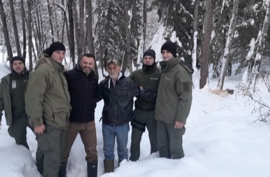 Specijalna jedinica MUP-a ZDK spasila starijeg muškarca zametenog kod Zavidovića