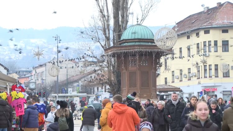 Praznici prolaze, a turisti još šetaju Sarajevom: Ostvarene rekordne brojke